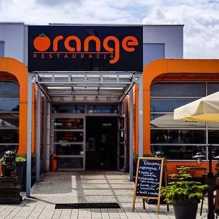 Orange Hotel