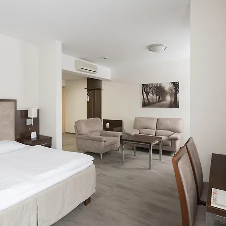 Orange Hotel Przezmierowo