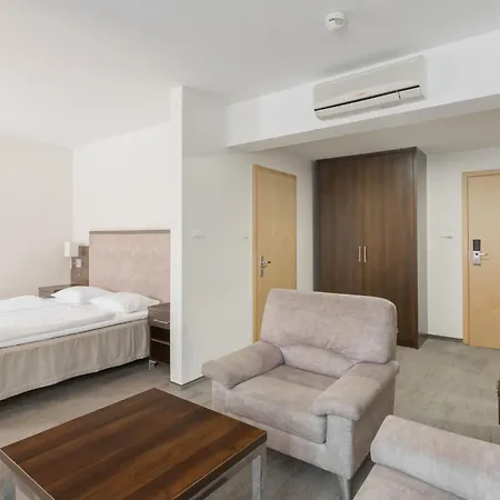 Hotel Orange 3*