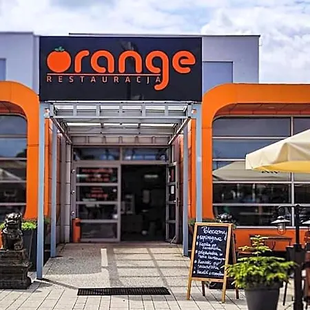 Orange فندق شيشميروفو