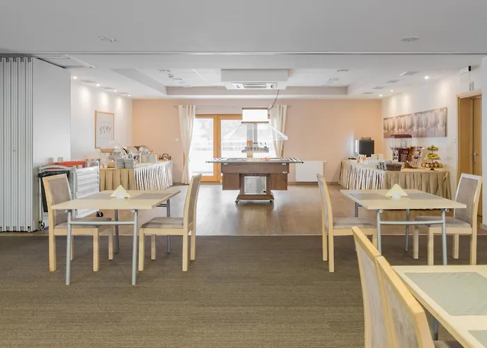 奥兰基普利泽米尔洛沃酒店