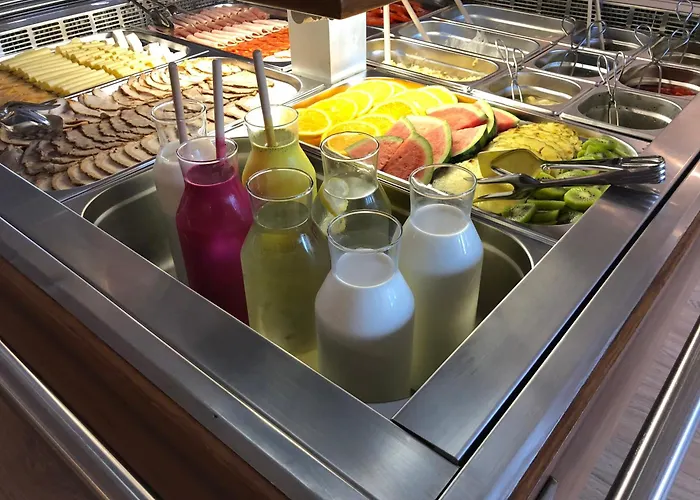 奥兰基普利泽米尔洛沃酒店